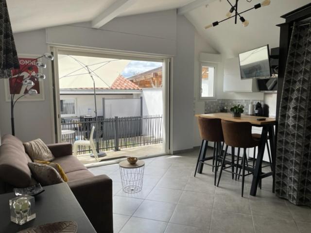 Charmant Studio Pouvant Accueillir 4 Personnes Anglet Exterior photo